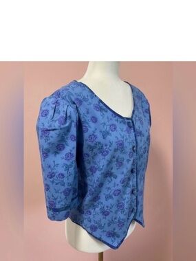 🇨🇦 Vintage Suttles & Seawinds Floral Cotton Top • Tyrolean-Inspired Blue Violet